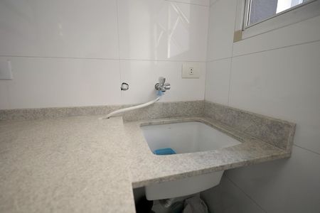 Apartamento à venda com 60m², 2 quartos e 1 vaga Apartamento à venda com 60m², 2 quartos e 1 vagaÁrea de Serviço