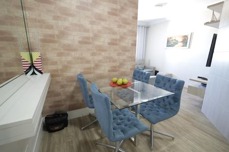 Apartamento à venda com 60m², 2 quartos e 1 vaga Apartamento à venda com 60m², 2 quartos e 1 vagaSala