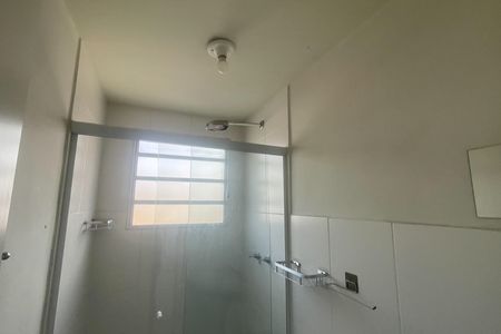 Apartamento para alugar com 45m², 2 quartos e 1 vaga Apartamento para alugar com 45m², 2 quartos e 1 vagaBanheiro