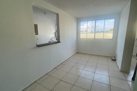 Sala de apartamento para alugar com 2 quartos, 45m² em Jardim Primavera, Duque de Caxias