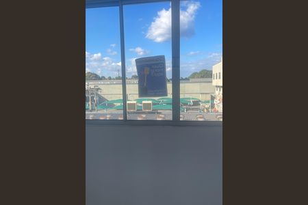 Plaquinha instalada de apartamento para alugar com 2 quartos, 45m² em Jardim Primavera, Duque de Caxias