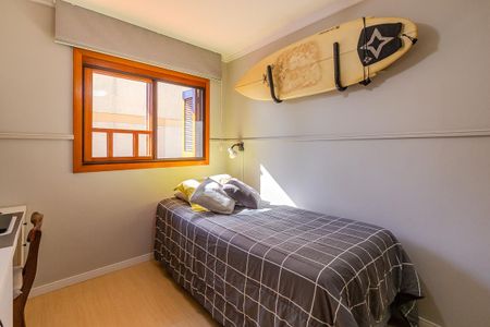 Casa à venda com 174m², 4 quartos e 2 vagas Casa à venda com 174m², 4 quartos e 2 vagasQuarto 2