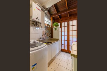 Casa à venda com 174m², 4 quartos e 2 vagas Casa à venda com 174m², 4 quartos e 2 vagasÁrea de Serviço
