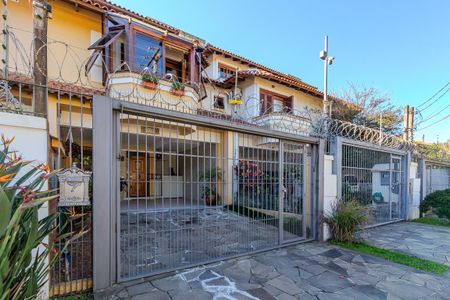Casa à venda com 174m², 4 quartos e 2 vagas