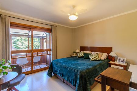 Casa à venda com 174m², 4 quartos e 2 vagas Casa à venda com 174m², 4 quartos e 2 vagasSuíte