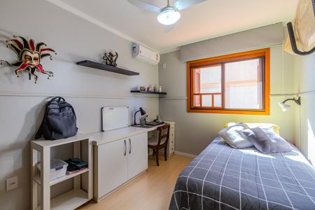 Casa à venda com 174m², 4 quartos e 2 vagas Casa à venda com 174m², 4 quartos e 2 vagasQuarto 2