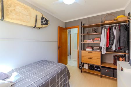 Casa à venda com 174m², 4 quartos e 2 vagas Casa à venda com 174m², 4 quartos e 2 vagasQuarto 2