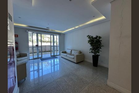 Hall de entrada de apartamento para alugar com 1 quarto, 70m² em Alphaville Residencial Um, Barueri