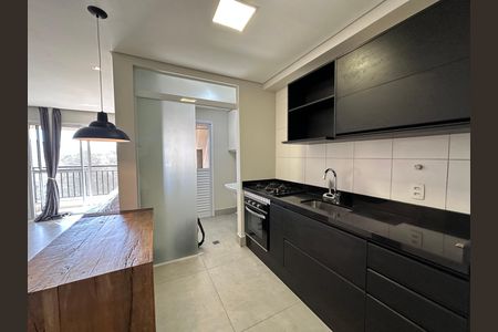 Cozinha de apartamento para alugar com 1 quarto, 70m² em Alphaville Residencial Um, Barueri