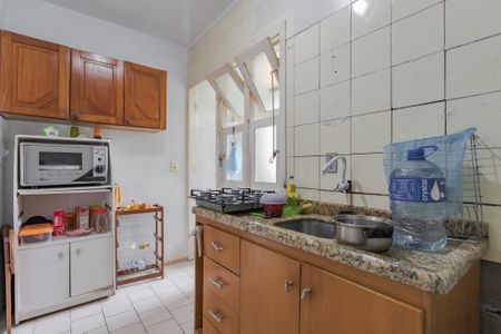 Apartamento à venda com 60m², 2 quartos e sem vaga Apartamento à venda com 60m², 2 quartos e sem vagaCozinha e Área de Serviço