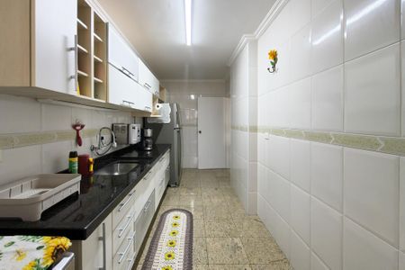 Apartamento para alugar com 100m², 2 quartos e 1 vaga Apartamento para alugar com 100m², 2 quartos e 1 vagaCozinha