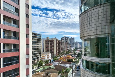 Apartamento para alugar com 100m², 2 quartos e 1 vaga Apartamento para alugar com 100m², 2 quartos e 1 vagaVista da Sacada