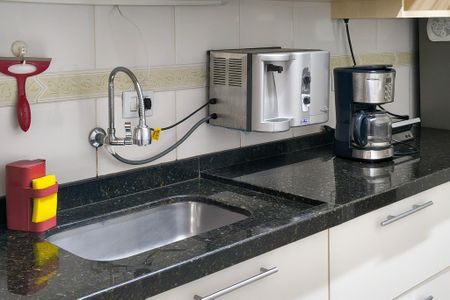 Apartamento para alugar com 100m², 2 quartos e 1 vaga Apartamento para alugar com 100m², 2 quartos e 1 vagaCozinha
