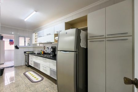 Apartamento para alugar com 100m², 2 quartos e 1 vaga Apartamento para alugar com 100m², 2 quartos e 1 vagaCozinha
