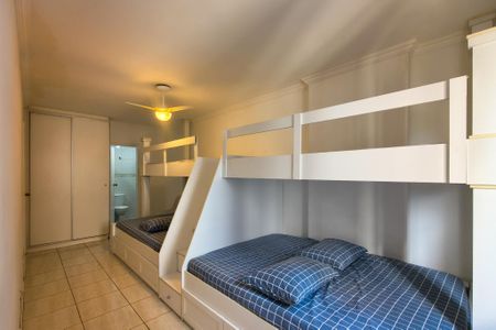 Suíte 1 de apartamento para alugar com 2 quartos, 100m² em Canto do Forte, Praia Grande