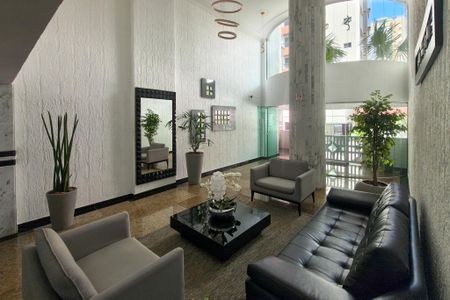 Apartamento para alugar com 100m², 2 quartos e 1 vaga Apartamento para alugar com 100m², 2 quartos e 1 vagaHall de entrada