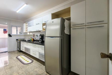 Apartamento para alugar com 100m², 2 quartos e 1 vaga Apartamento para alugar com 100m², 2 quartos e 1 vagaCozinha