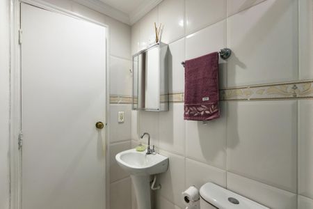 Apartamento para alugar com 100m², 2 quartos e 1 vaga Apartamento para alugar com 100m², 2 quartos e 1 vagaBanheiro