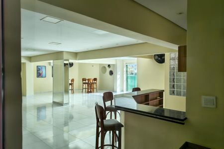 Apartamento para alugar com 100m², 2 quartos e 1 vaga Apartamento para alugar com 100m², 2 quartos e 1 vagaSalão de Festas