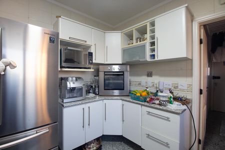 Cozinha de apartamento à venda com 3 quartos, 205m² em Vila Santo Estevão, São Paulo