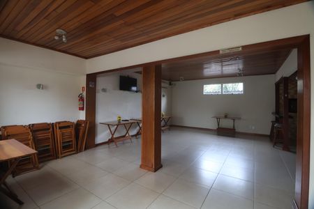 Apartamento à venda com 56m², 2 quartos e sem vagaÁrea comum - Salão de festas