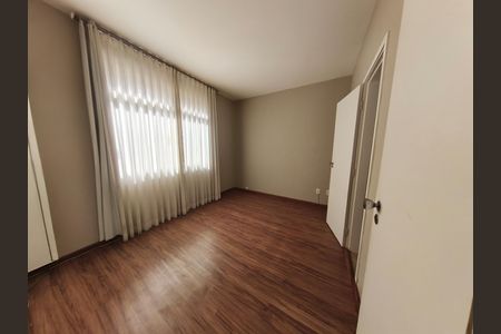 Apartamento à venda com 117m², 3 quartos e 1 vagaSuíte