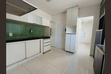 Apartamento à venda com 117m², 3 quartos e 1 vagaCozinha 