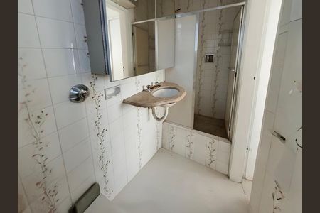 Apartamento à venda com 117m², 3 quartos e 1 vagaBanheiro da Suíte 