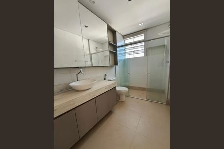 Apartamento à venda com 117m², 3 quartos e 1 vagaBanheiro Social 