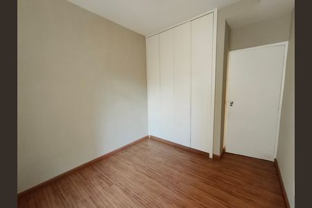Apartamento à venda com 117m², 3 quartos e 1 vagaQuarto 2