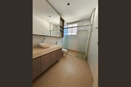 Apartamento à venda com 117m², 3 quartos e 1 vagaBanheiro Social 