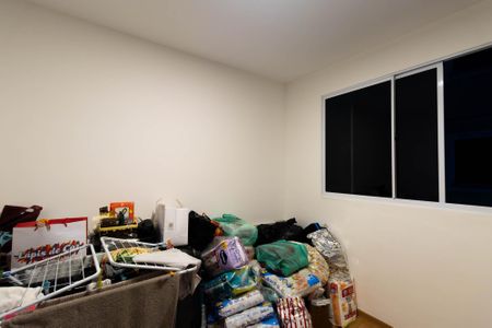 Quarto 2 de apartamento para alugar com 2 quartos, 42m² em Vila Lage, São Gonçalo