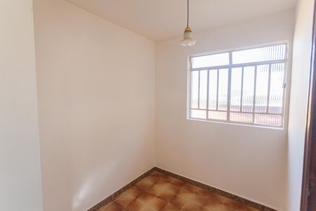 Casa para alugar com 200m², 2 quartos e 2 vagas Casa para alugar com 200m², 2 quartos e 2 vagasCloset da Suíte