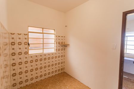 Copa de casa para alugar com 2 quartos, 200m² em Esplanada, Belo Horizonte