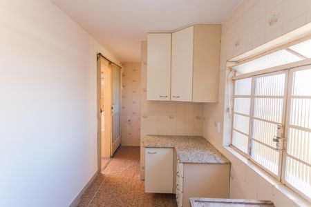 Casa para alugar com 200m², 2 quartos e 2 vagas Casa para alugar com 200m², 2 quartos e 2 vagasCozinha