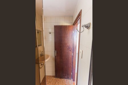 Casa para alugar com 200m², 2 quartos e 2 vagas Casa para alugar com 200m², 2 quartos e 2 vagasBanheiro da suíte