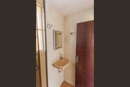 Casa para alugar com 200m², 2 quartos e 2 vagas Casa para alugar com 200m², 2 quartos e 2 vagasBanheiro da suíte
