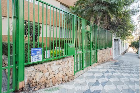 Apartamento para alugar com 70m², 2 quartos e 1 vaga Apartamento para alugar com 70m², 2 quartos e 1 vagaFrente