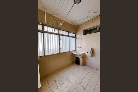Apartamento à venda com 157m², 3 quartos e 1 vaga Apartamento à venda com 157m², 3 quartos e 1 vagaÁrea de Serviço