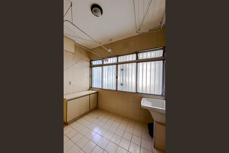 Apartamento à venda com 157m², 3 quartos e 1 vaga Apartamento à venda com 157m², 3 quartos e 1 vagaÁrea de Serviço