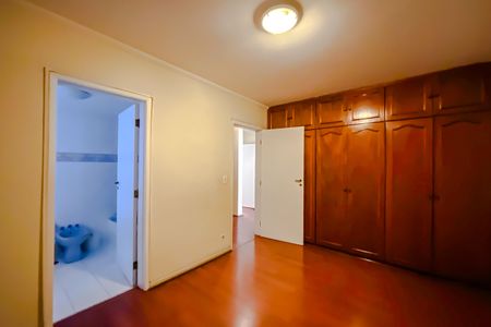 Apartamento à venda com 157m², 3 quartos e 1 vaga Apartamento à venda com 157m², 3 quartos e 1 vagaQuarto 1 - Suíte