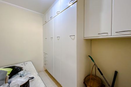 Apartamento à venda com 157m², 3 quartos e 1 vaga Apartamento à venda com 157m², 3 quartos e 1 vagaQuarto de Serviço