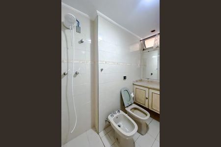 Apartamento à venda com 157m², 3 quartos e 1 vaga Apartamento à venda com 157m², 3 quartos e 1 vagaBanheiro