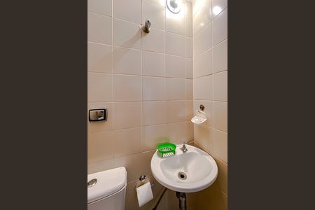 Apartamento à venda com 157m², 3 quartos e 1 vaga Apartamento à venda com 157m², 3 quartos e 1 vagaBanheiro de serviço