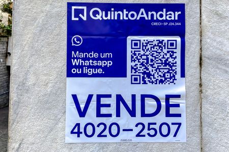 Apartamento à venda com 157m², 3 quartos e 1 vaga Apartamento à venda com 157m², 3 quartos e 1 vagaPlaquinha