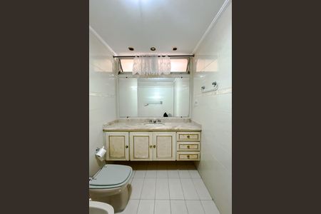 Apartamento à venda com 157m², 3 quartos e 1 vaga Apartamento à venda com 157m², 3 quartos e 1 vagaBanheiro