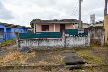 Casa para alugar com 40m², 2 quartos e 1 vaga Casa para alugar com 40m², 2 quartos e 1 vagaFachada