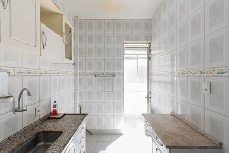 Apartamento à venda com 91m², 4 quartos e sem vagaCozinha
