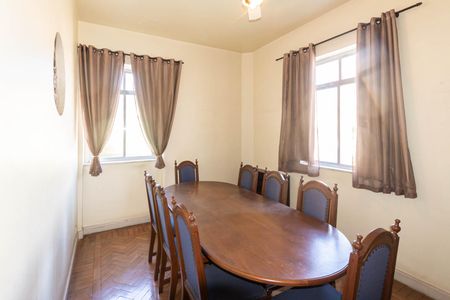 Apartamento à venda com 91m², 4 quartos e sem vagaSala de Jantar