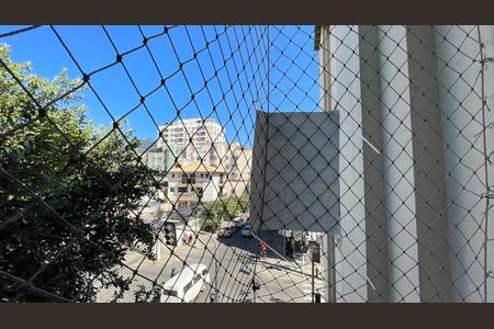 Apartamento à venda com 91m², 4 quartos e sem vaga Apartamento à venda com 91m², 4 quartos e sem vagaPlaquinha